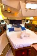 1985 Hunter 40, $ 54,900.00