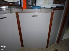1988 Cruisers Yachts Esprit 3170, $ 13,900.00