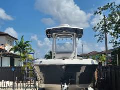 2017 Robalo R222, $ 65,900.00