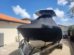 2017 Robalo R222, $ 65,900.00