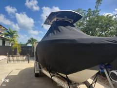 2017 Robalo R222, $ 65,900.00