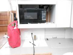 1995 Carver 325 Aft Cabin, $ 23,350.00