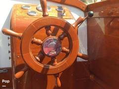 1953 Chris-Craft 24 Express Cruiser, $ 27,900.00