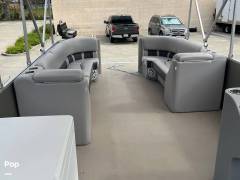 2023 Custom Built 29 Party Barge, $ 76,700.00