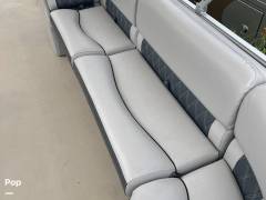 2023 Custom Built 29 Party Barge, $ 76,700.00