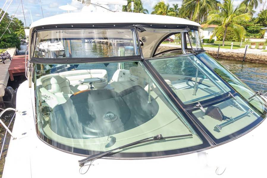 2005 Sea Ray 500 Sundancer, $ 260,000.00