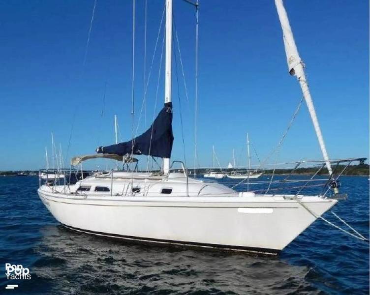 1985 Ericson Yachts 32-3, $ 17,500.00
