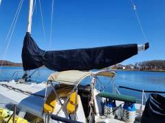 1985 Ericson Yachts 32-3, $ 17,500.00