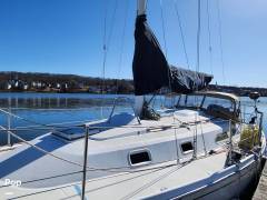 1985 Ericson Yachts 32-3, $ 17,500.00