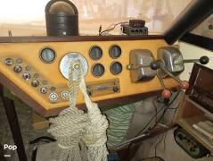 1979 Penn Yan 26 Fisherman, $ 10,900.00