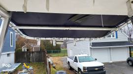 1998 Seaswirl 2100 CC, $ 36,700.00