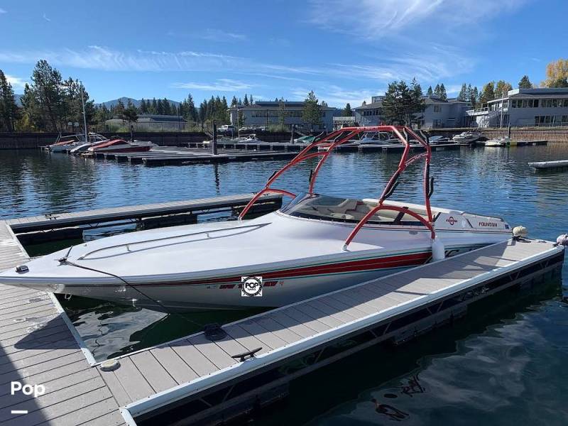 1995 Fountain CS24, $ 35,000.00