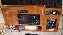 2008 Regal 2565 Window Express, $ 35,000.00