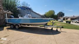 2021 Sportsman 227 Masters, $ 83,400.00