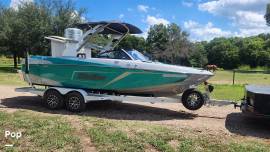 2020 Malibu 22 LSV, $ 107,000.00