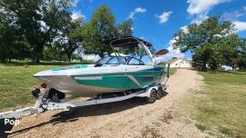 2020 Malibu 22 LSV, $ 107,000.00