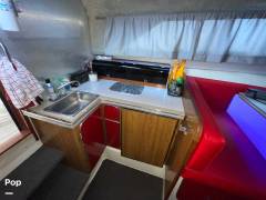 1986 Chris-Craft Catalina 294 Express, $ 16,500.00