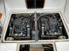 1986 Chris-Craft Catalina 294 Express, $ 16,500.00