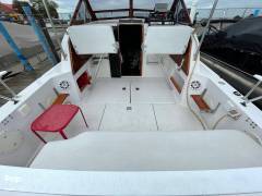 1986 Chris-Craft Catalina 294 Express, $ 16,500.00