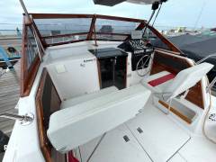 1986 Chris-Craft Catalina 294 Express, $ 16,500.00