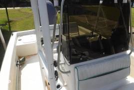 2002 Key Largo 216 CC, $ 27,800.00