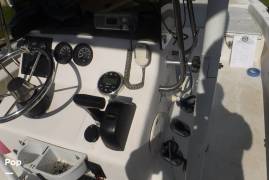 2002 Key Largo 216 CC, $ 27,800.00