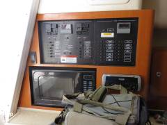 2005 Hydra-Sports 3300 VX Vector Express, $ 92,000.00