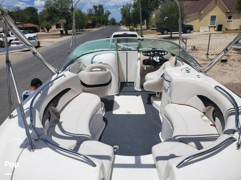 2001 Chaparral 263 Sunesta, $ 44,450.00