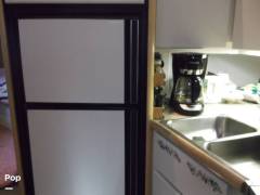 1995 Carver 355, $ 29,900.00