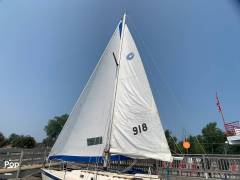 1982 O'day 29, $ 12,800.00