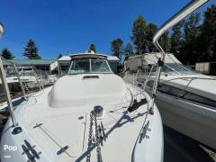 2001 Pursuit 3000 express, $ 124,000.00
