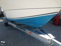 1995 Angler 220, $ 22,850.00
