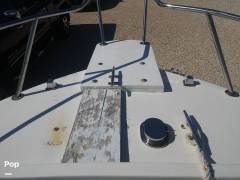 1995 Angler 220, $ 22,850.00