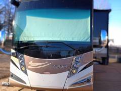 2012 Winnebago Tour 42QD, $ 175,000