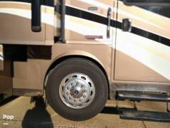 2012 Winnebago Tour 42QD, $ 175,000