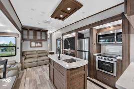 2023 Shasta Phoenix 367BH, $ 59,900