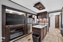 2023 Shasta Phoenix 367BH, $ 59,900