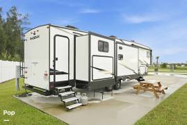 2023 Shasta Phoenix 367BH, $ 59,900