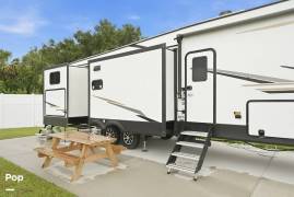2023 Shasta Phoenix 367BH, $ 59,900
