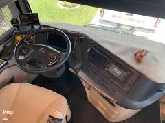 2019 Newmar Dutch Star 4369, $ 275,000