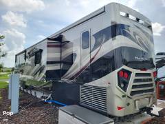 2019 Newmar Dutch Star 4369, $ 275,000