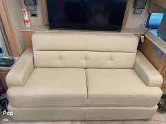 2019 Newmar Dutch Star 4369, $ 275,000