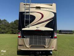 2018 Fleetwood Discovery 40G, $ 139,000
