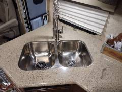 2017 Forest River Georgetown 364TS, $ 114,000