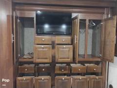 2017 Forest River Georgetown 364TS, $ 114,000