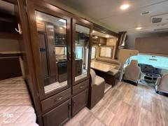 2018 Thor Motor Coach Four Winds 24F, $ 56,000