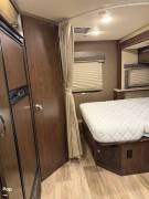 2018 Thor Motor Coach Four Winds 24F, $ 56,000