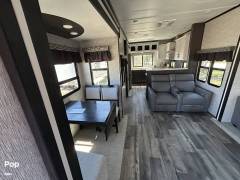 2022 CrossRoads Hampton 380RKS, $ 61,200