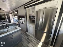 2022 CrossRoads Hampton 380RKS, $ 61,200