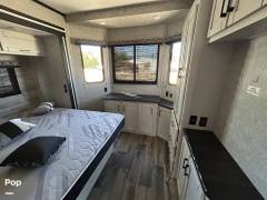 2022 CrossRoads Hampton 380RKS, $ 61,200